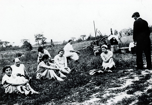 1919 Stakich Reunion-4